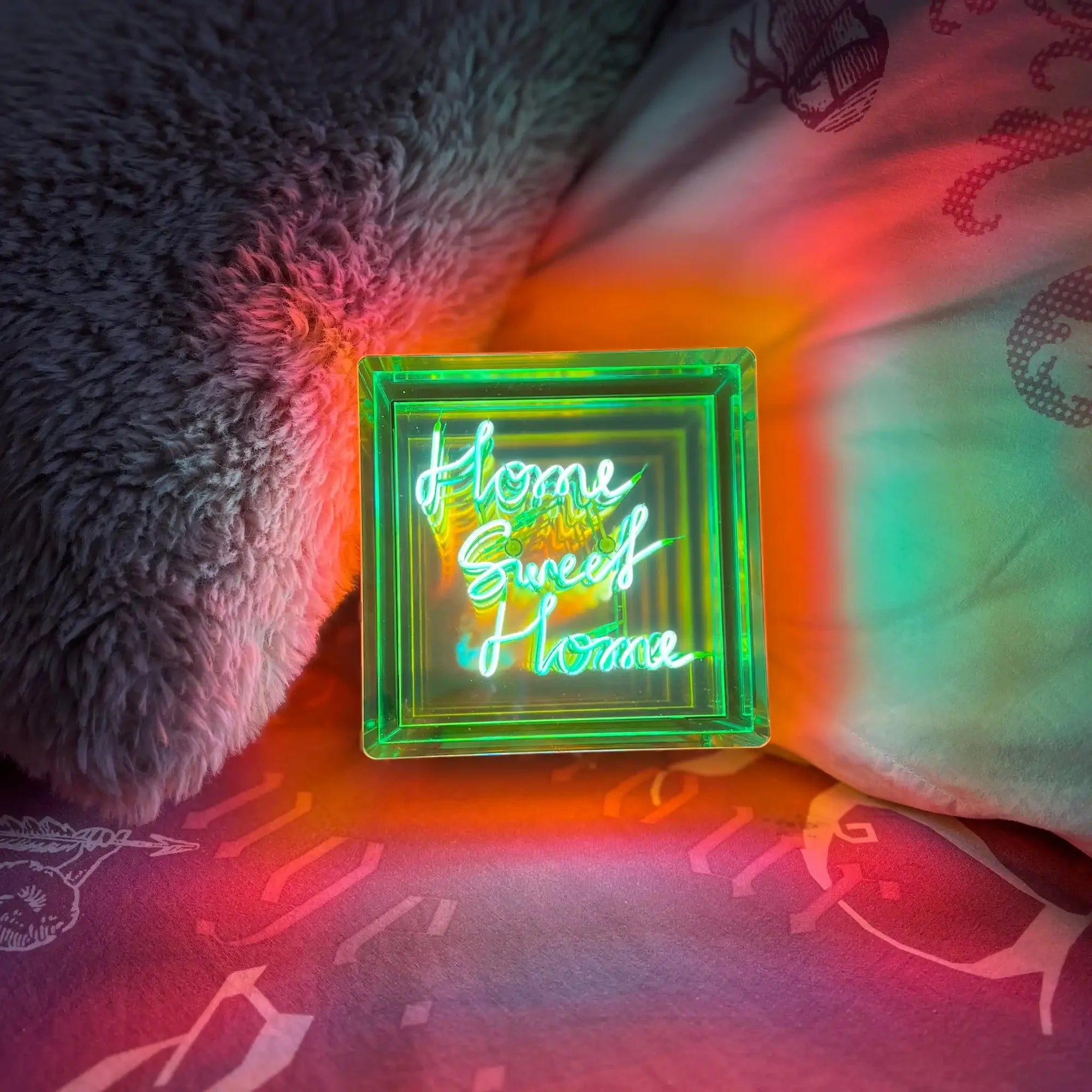 Home Sweet Home Light Cube