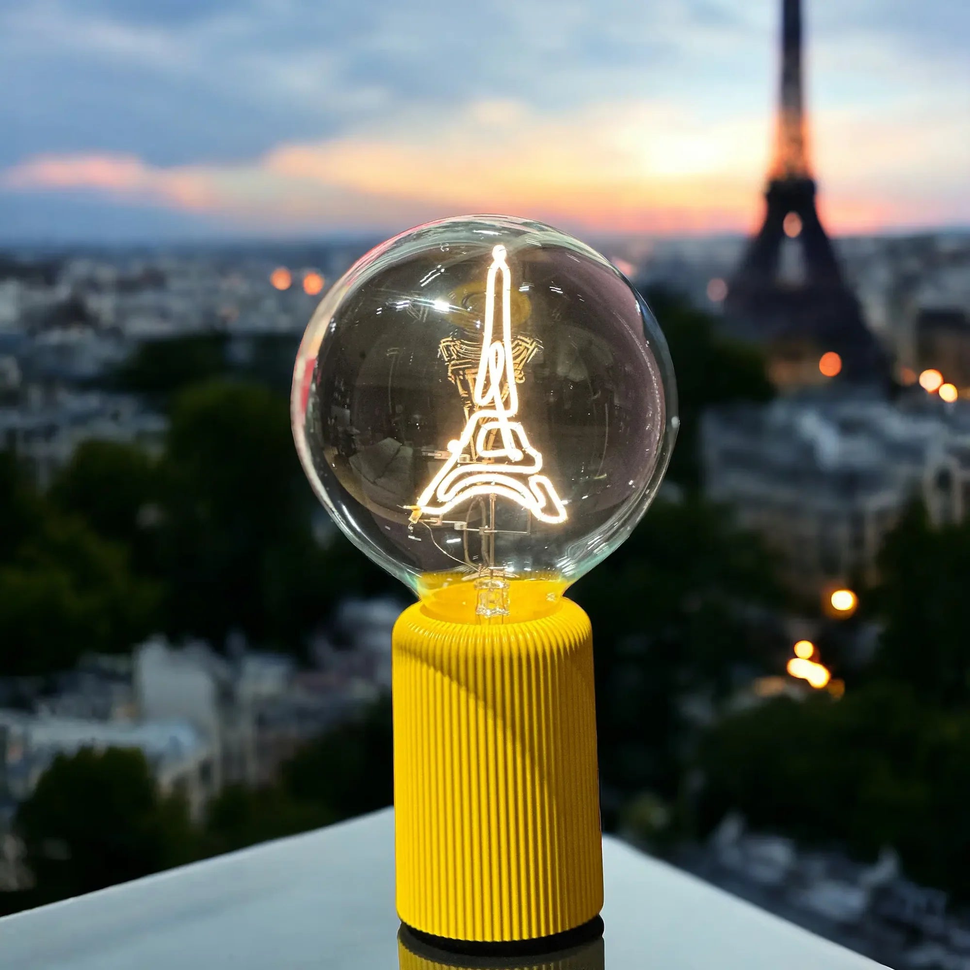 MITB - Eiffel Tower - Wireless Bulb