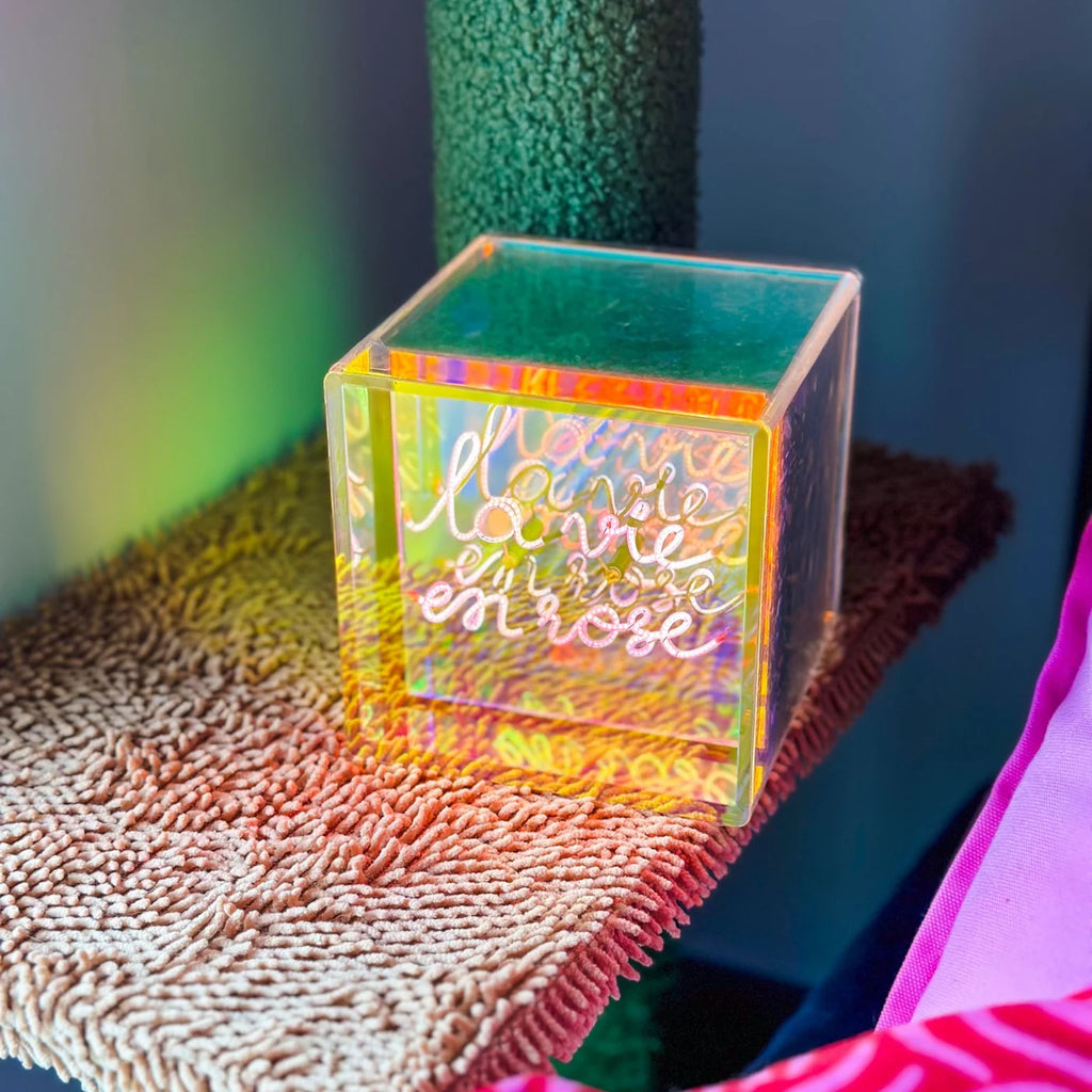 MITB - La Vie En Rose Light Cube