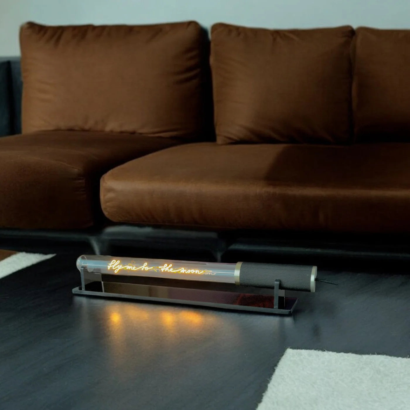 MITB - Fly Me To The Moon - Light Tube