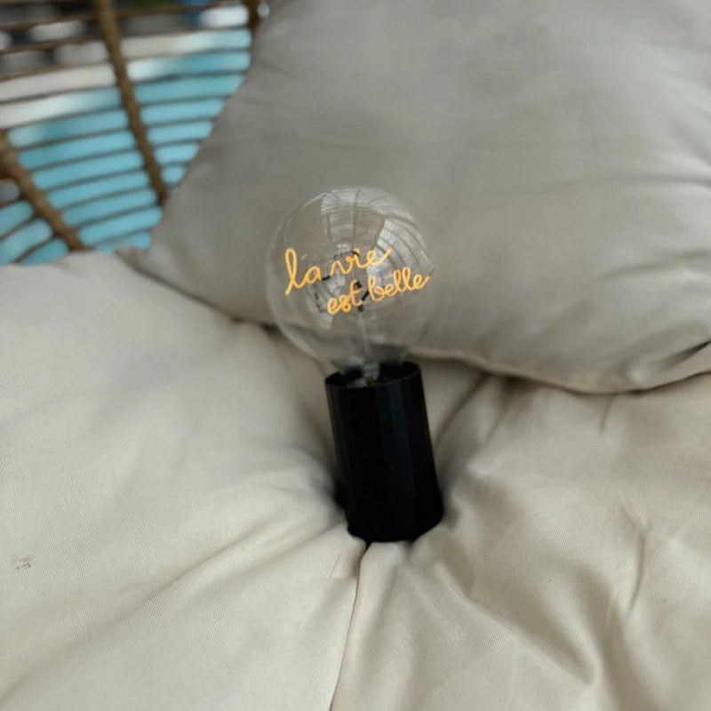 MITB - La Vie Est Belle - Wireless Bulb