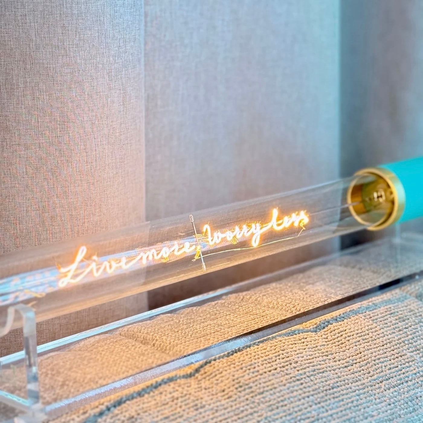 MITB - Live More Worry Less - Light Tube