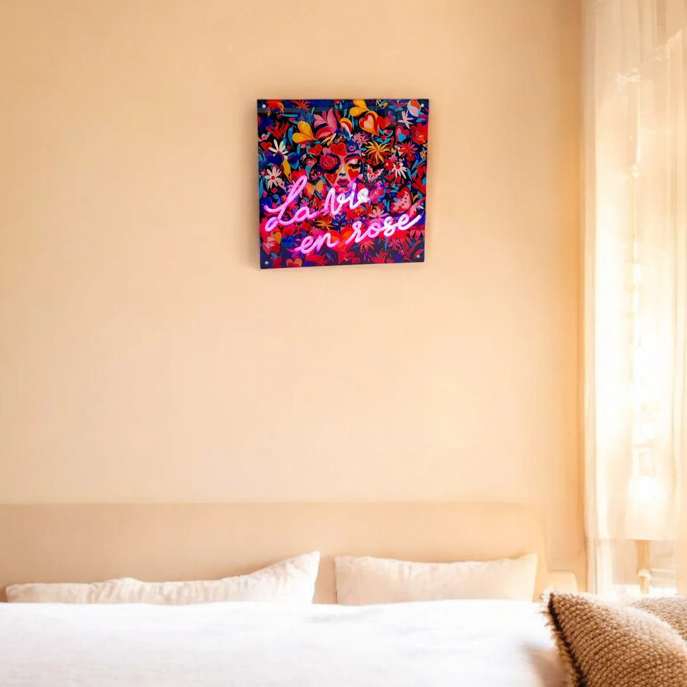 La Vie En Rose - Light Frame