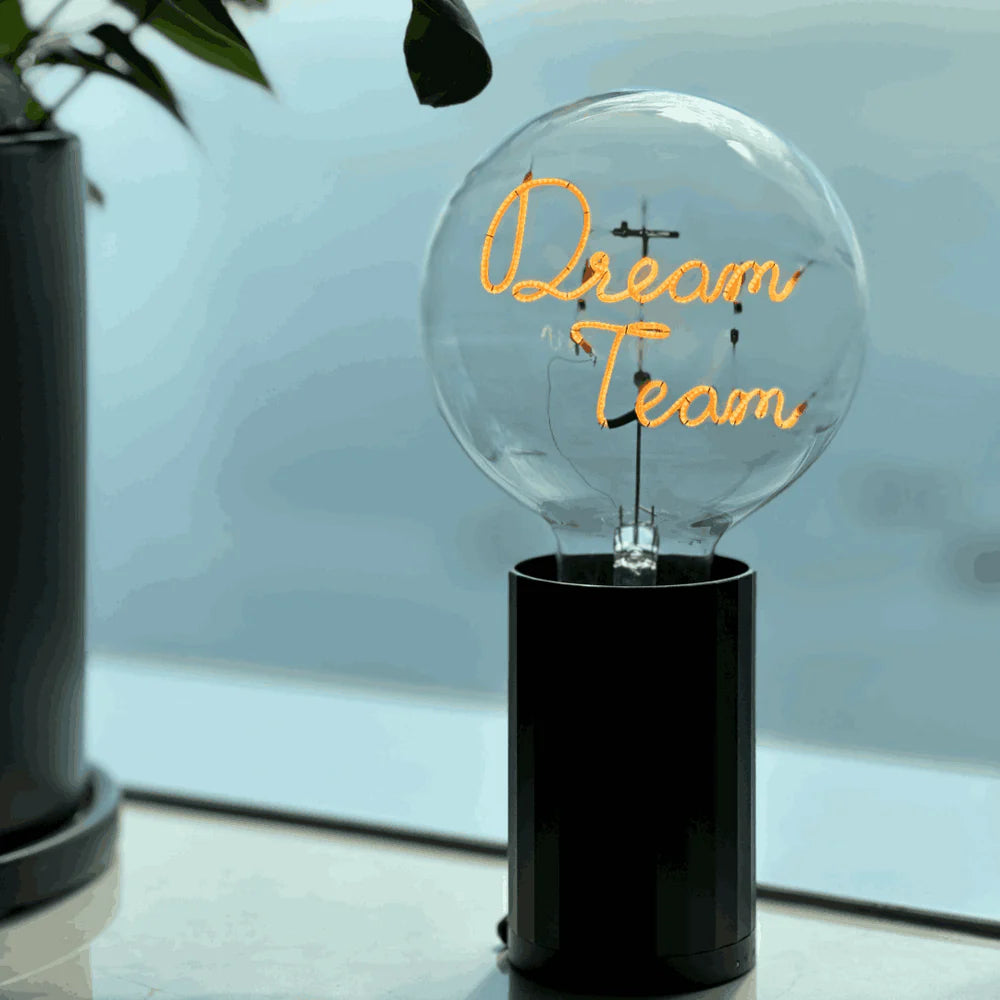 Dream Team - Wireless Bulb