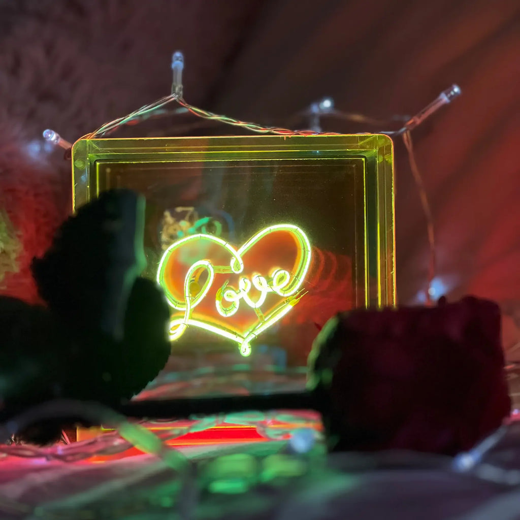 MITB - Love Light Cube