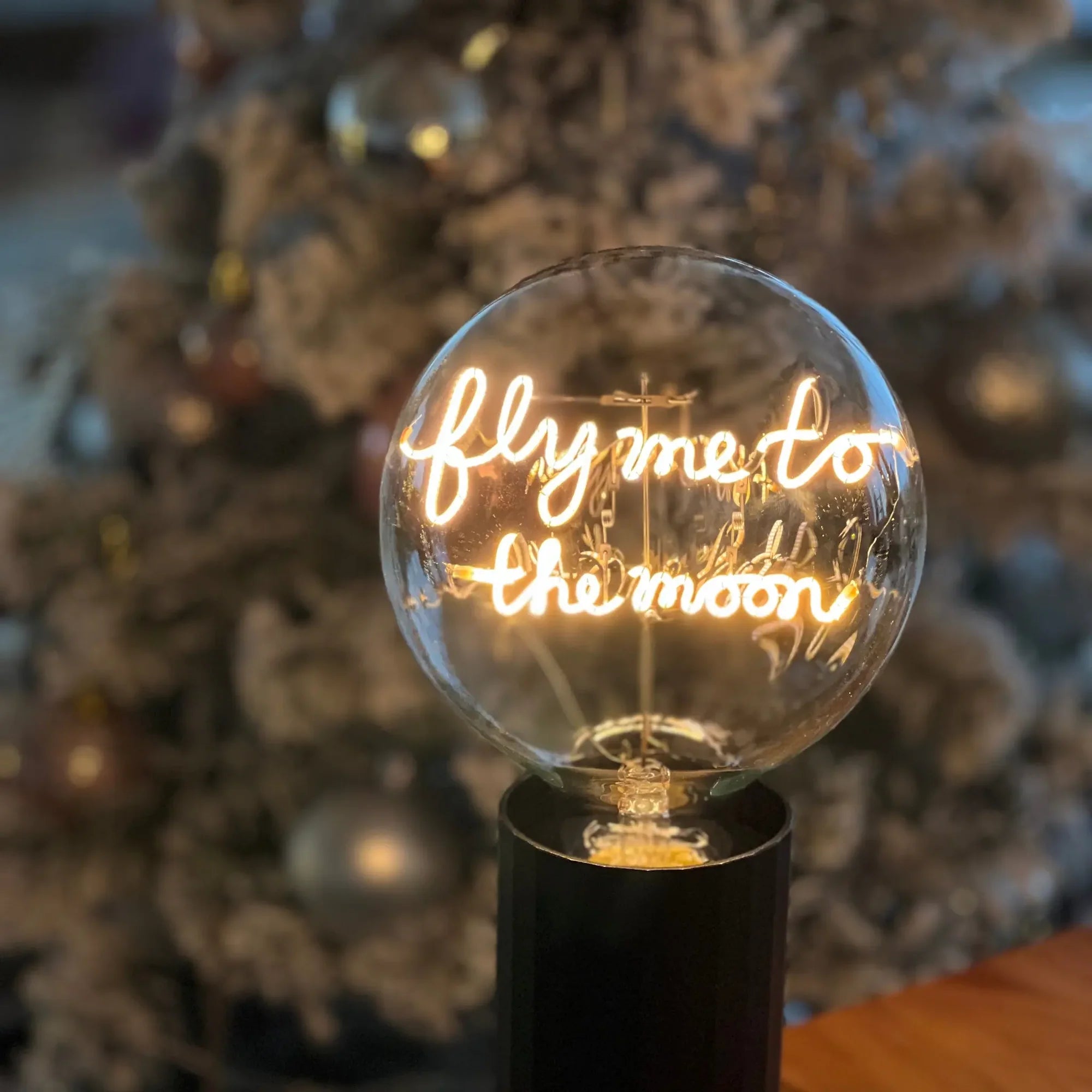 MITB - Fly Me To The Moon - Wireless Bulb