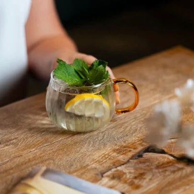 Vialli Design - Set of 2 yellow-rimmed glasses 350ML - Tulip 1227