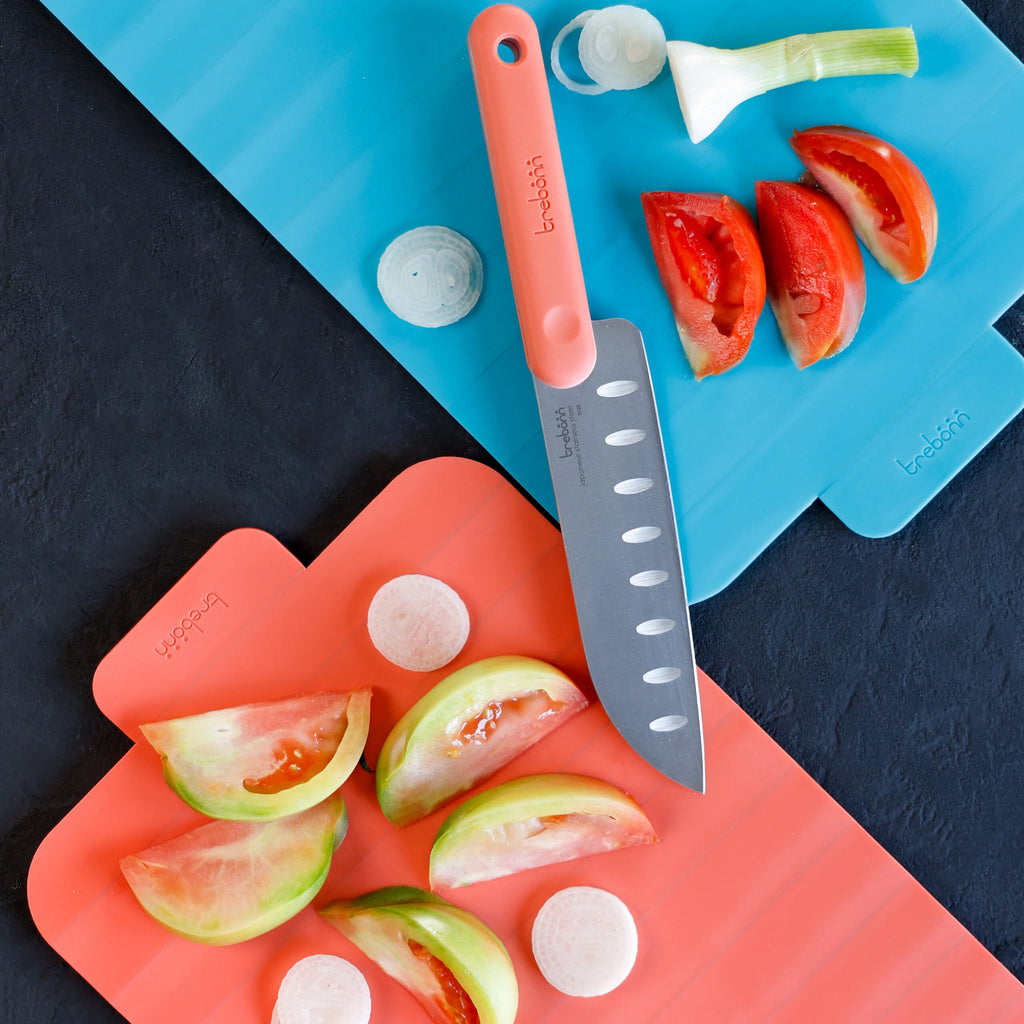 Roll – Rollable Space-Saving Plastic Cutting Board