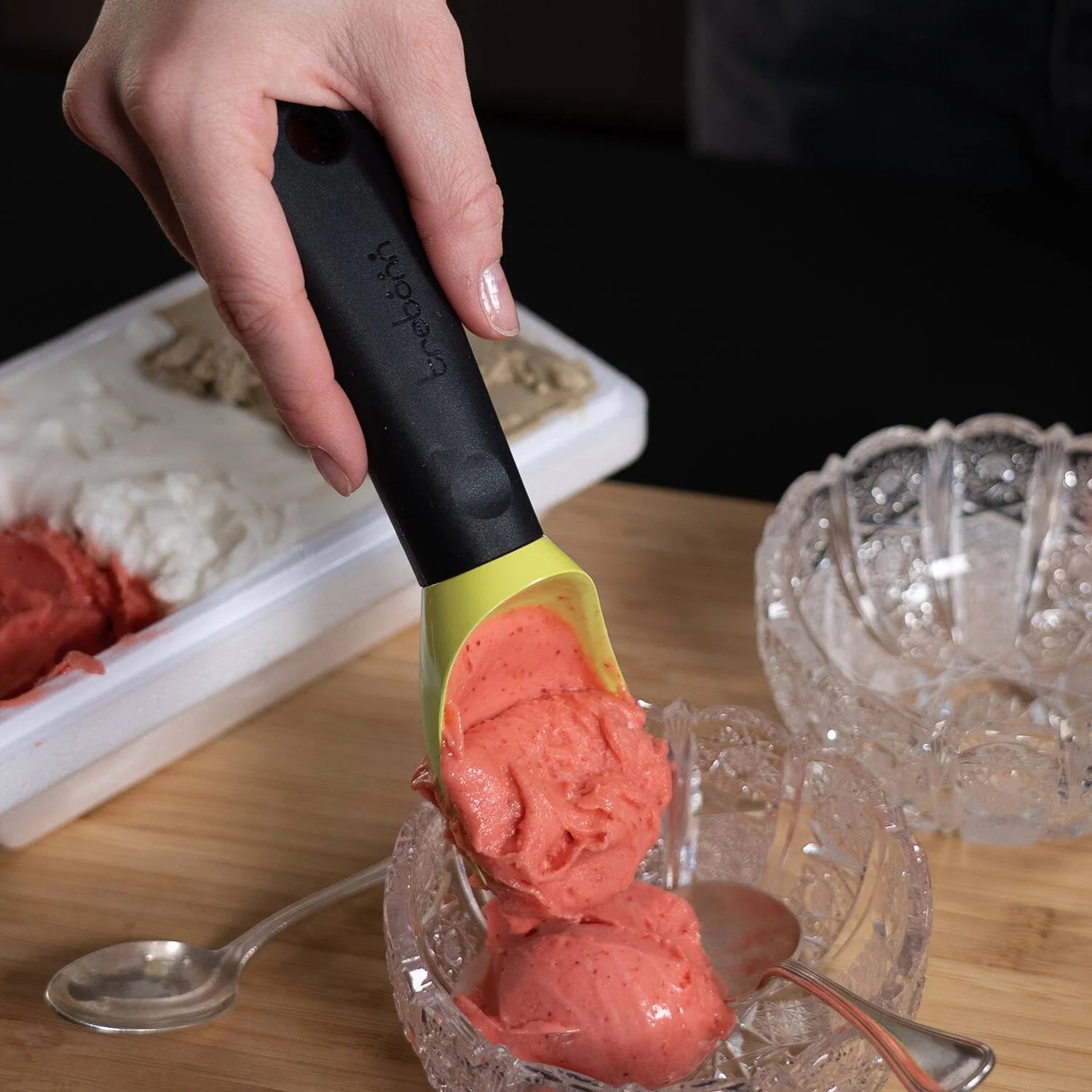 GELATO – Ice Cream Scoop with Ergonomic Handle