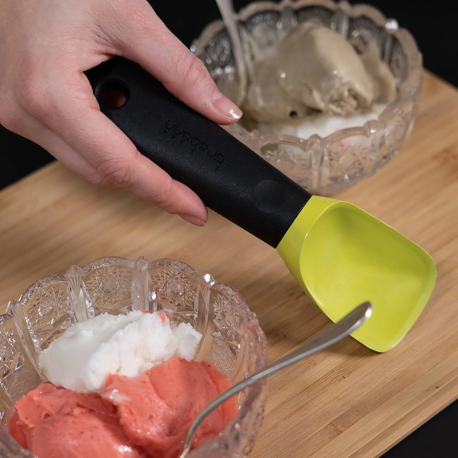 GELATO – Ice Cream Scoop with Ergonomic Handle