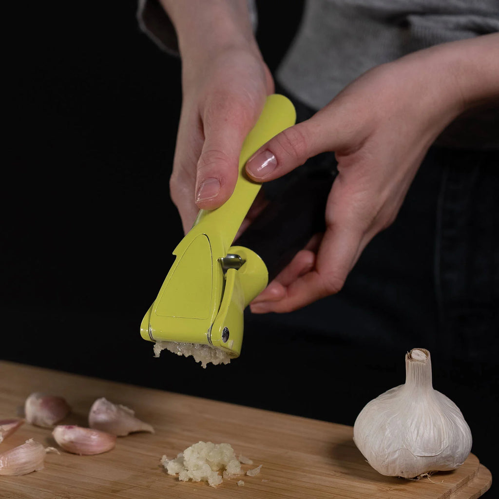 Trebonn - PESTO – Garlic Press with Ergonomic Handle