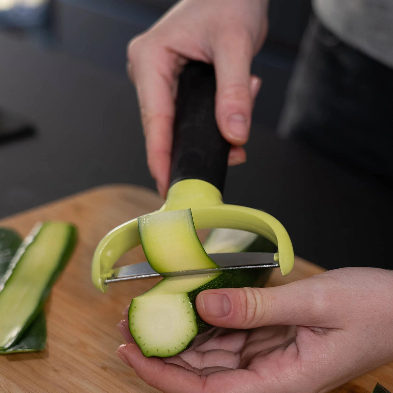 SBUCCIO XL – Vegetable Peeler with Ergonomic Handle