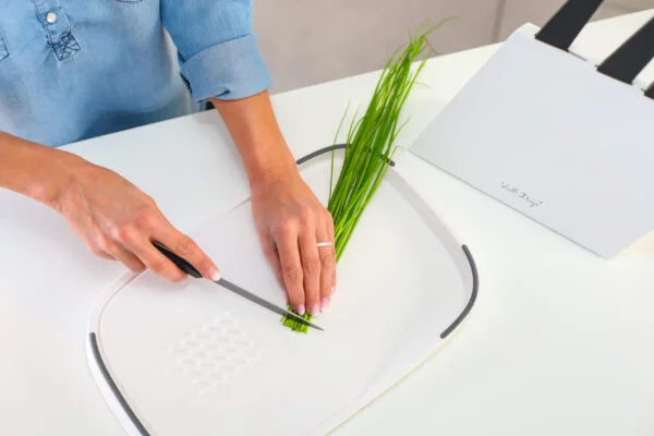 Set of 5 knives in VOLO non-stick block white