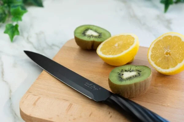 Vialli Design - Set of knives in white block 5 pcs. Caro 27978